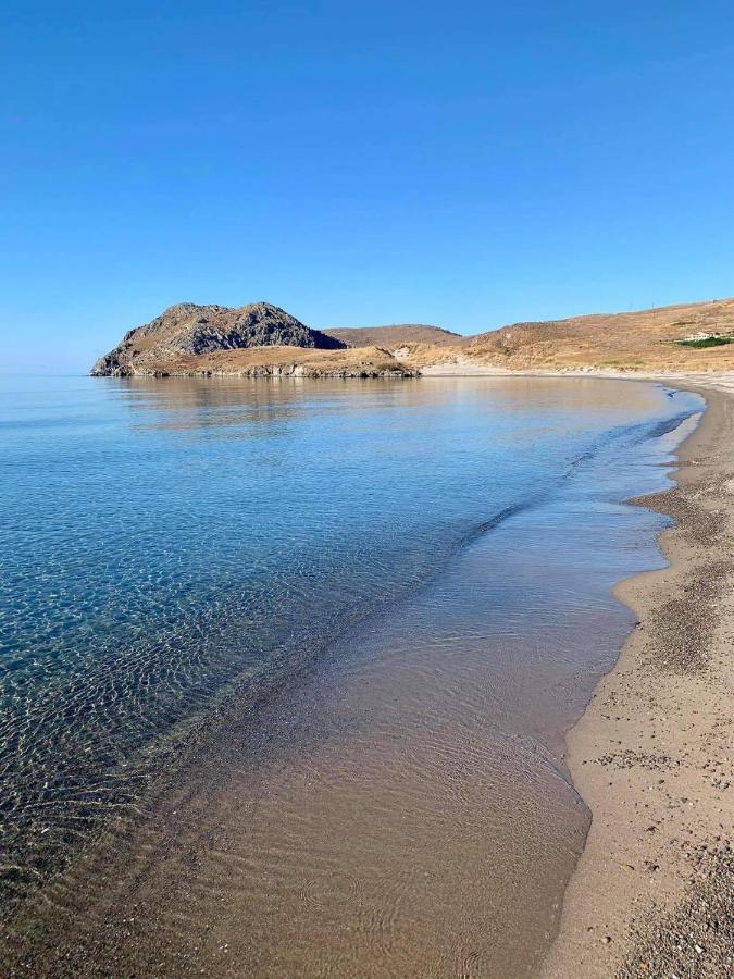 Evgatis Beach Luxury Apts Thanos Eksteriør bilde