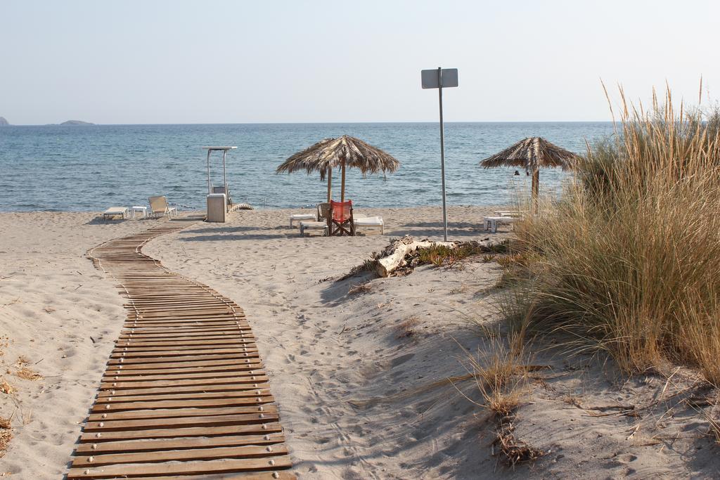 Evgatis Beach Luxury Apts Thanos Eksteriør bilde