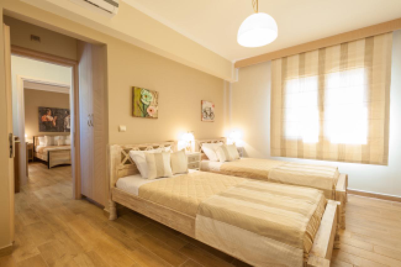 Evgatis Beach Luxury Apts Thanos Eksteriør bilde